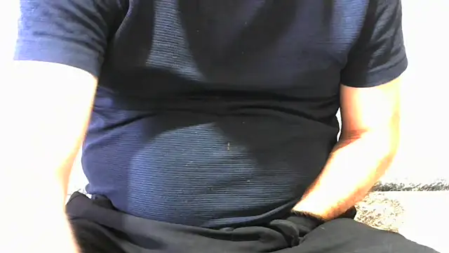 Snapshot of 35tibet35 chatting on 02-28-26, 01:34 35tibet35 online show from 02-28-26, 01:34