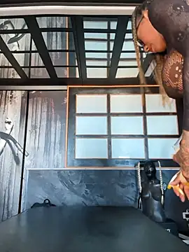 Snapshot of DarkDea chatting on 11-23-25, 01:33 DarkDea online show from 11-23-25, 01:33