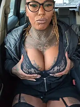 Snapshot of DarkDea chatting on 12-01-25, 02:55 DarkDea online show from 12-01-25, 02:55