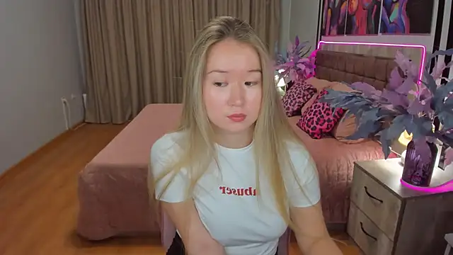 PollyOcean online show from 11-07-25, 09:42