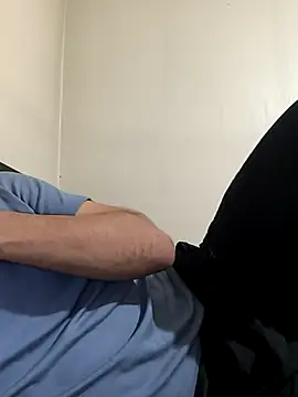 Snapshot of Mahmut_34_34_ chatting on 10-12-25, 12:26 Mahmut 34 34 online show from 10-12-25, 12:26