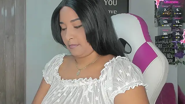 paola ih online show from 12-11-24, 01:49