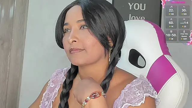 paola ih online show from 12-17-24, 02:22