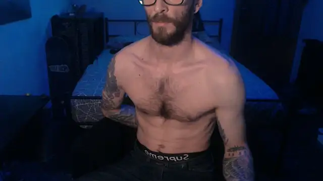 SexxxyLouis online show from 01-08-25, 02:03
