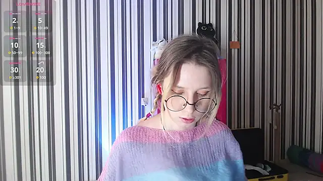 Snapshot of _Hanna_Moon_ chatting on 01-09-25, 09:59 Hanna Moon online show from 01-09-25, 09:59