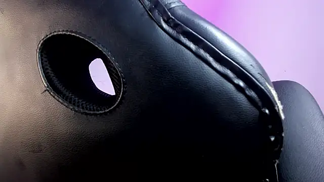 Ellie Alves online show from 10-14-25, 12:28