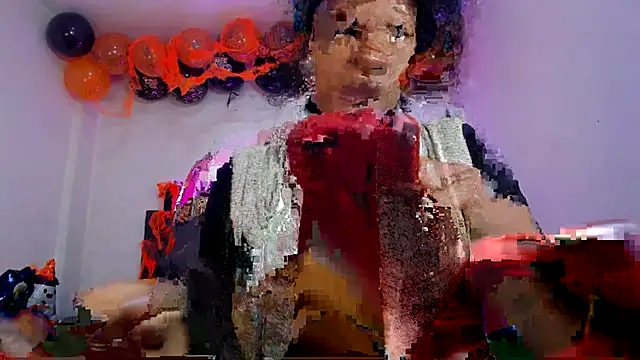 Ellie Alves online show from 10-24-25, 01:18