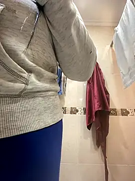 Fancyxlove online show from 11-01-25, 01:02