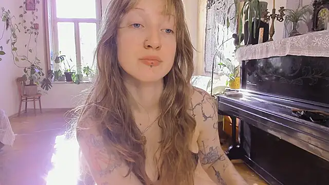 Miranda2 0 online show from 01-07-26, 08:17