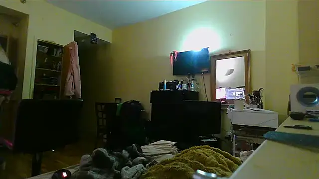 Mikela Alexa online show from 01-04-25, 03:50