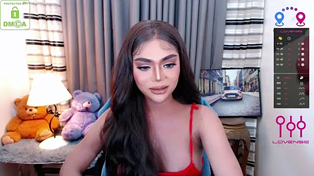 Fantacyoflove online show from 10-21-25, 10:54