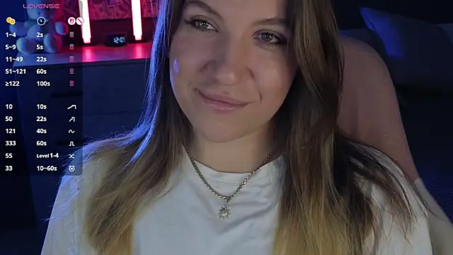 Snapshot of Fairy__Sofia chatting on 10-20-25, 09:10 Fairy Sofia online show from 10-20-25, 09:10