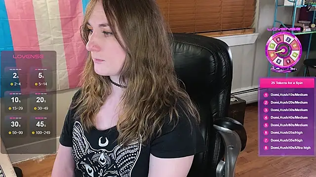 Snapshot of luluvaladon chatting on 02-20-26, 06:37 luluvaladon online show from 02-20-26, 06:37