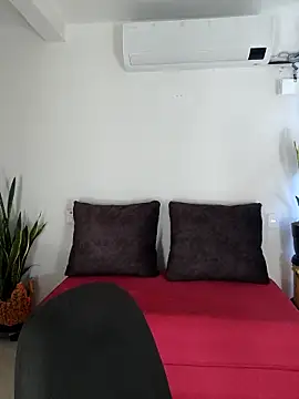 YOURSDEBORA online show from 11-29-25, 07:28