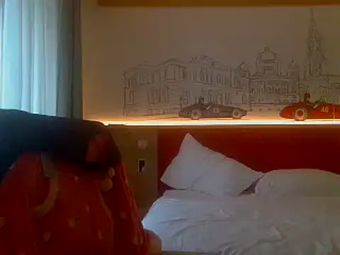 Snapshot of luanadigarda chatting on 02-10-25, 10:53 luanadigarda online show from 02-10-25, 10:53