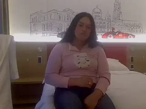 Snapshot of luanadigarda chatting on 03-21-25, 05:34 luanadigarda online show from 03-21-25, 05:34