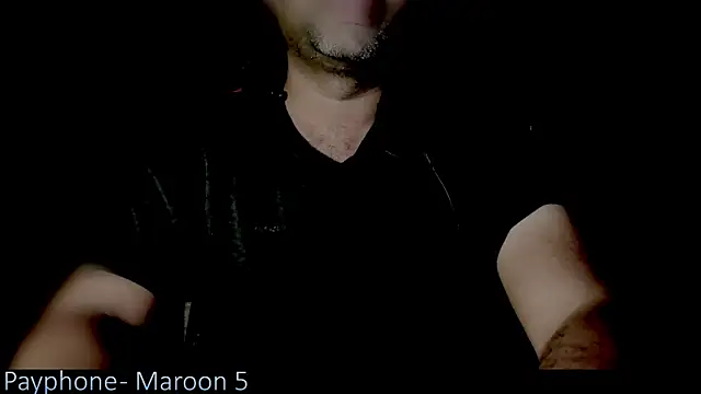 Snapshot of _x_rated_ chatting on 12-18-25, 04:46 x rated online show from 12-18-25, 04:46