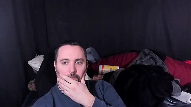 Snapshot of Metalstud chatting on 02-01-26, 10:19 Metalstud online show from 02-01-26, 10:19