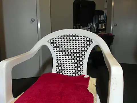 Angelchezcka online show from 11-17-25, 12:11