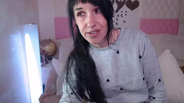 -carla- online show from 11-20-25, 06:13