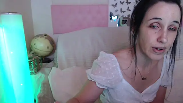 -carla- online show from 02-18-26, 04:14