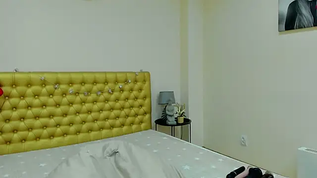 AlmaFancy online show from 12-30-24, 06:53