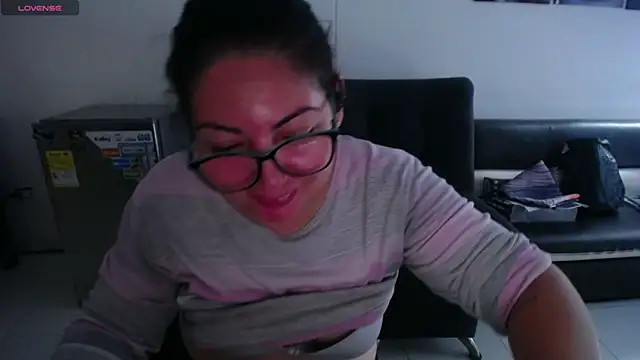 abigail curvy online show from 02-03-25, 08:57