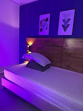 Snapshot of mahia_queen chatting on 02-08-26, 11:13 mahia queen online show from 02-08-26, 11:13