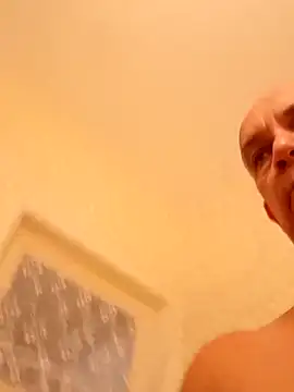 Snapshot of bigcock_marusz chatting on 01-27-25, 12:16 bigcock marusz online show from 01-27-25, 12:16