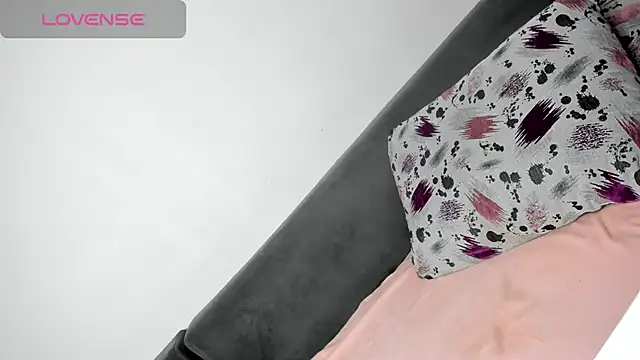 DiamondKay online show from 12-16-24, 09:46