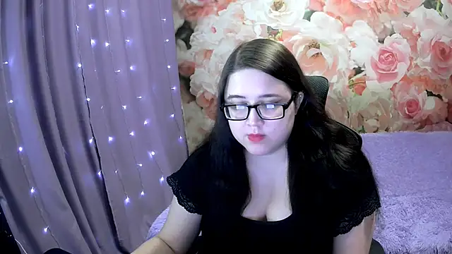 Snapshot of OverseerX chatting on 10-09-25, 11:58 OverseerX online show from 10-09-25, 11:58