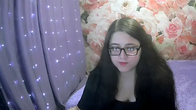 Snapshot of OverseerX chatting on 10-29-25, 09:27 OverseerX online show from 10-29-25, 09:27