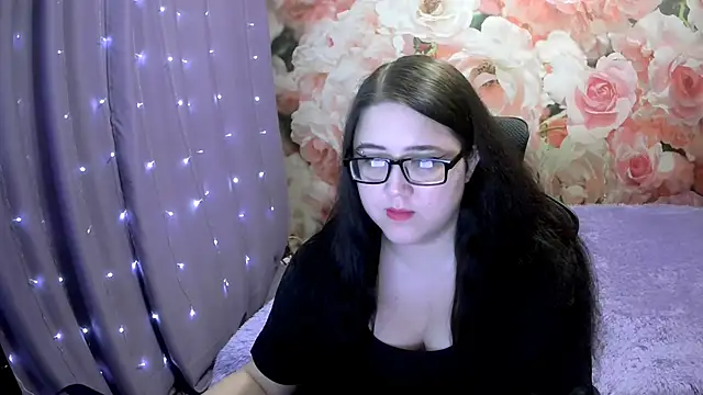 Snapshot of OverseerX chatting on 10-30-25, 10:21 OverseerX online show from 10-30-25, 10:21