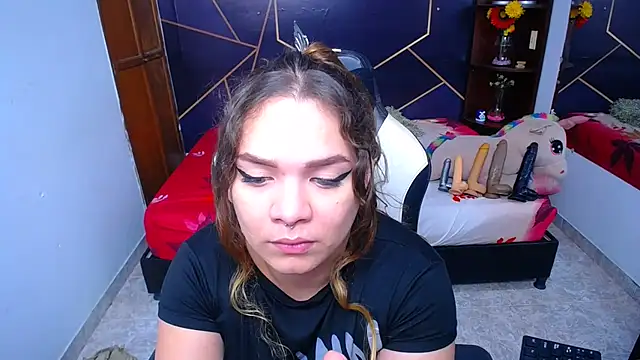 ShantalBlonde online show from 09-12-25, 01:49