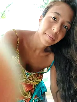 Luna-Natural online show from 10-04-25, 12:36