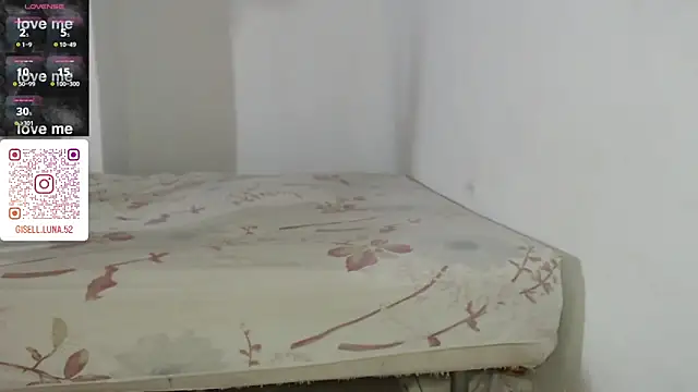 Snapshot of moon_cat85 chatting on 01-11-25, 08:54 moon cat85 online show from 01-11-25, 08:54