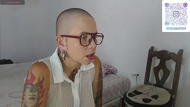 moon cat85 online show from 01-23-25, 06:03
