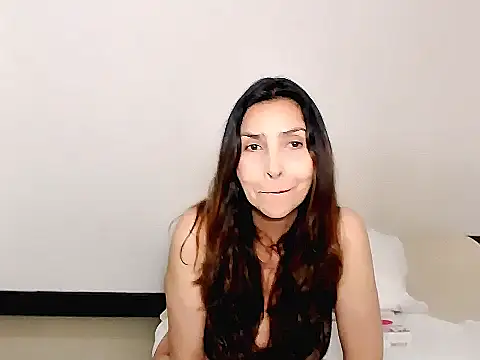 Monique kiss online show from 12-01-25, 08:58