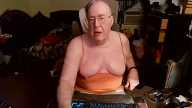 Toastir online show from 12-17-25, 11:44