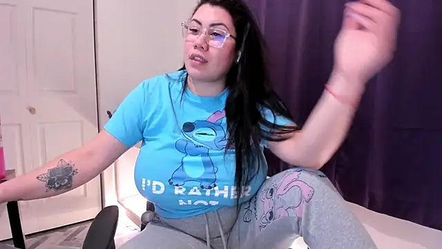 Snapshot of Bigt3ti chatting on 01-11-25, 08:11 Bigt3ti online show from 01-11-25, 08:11