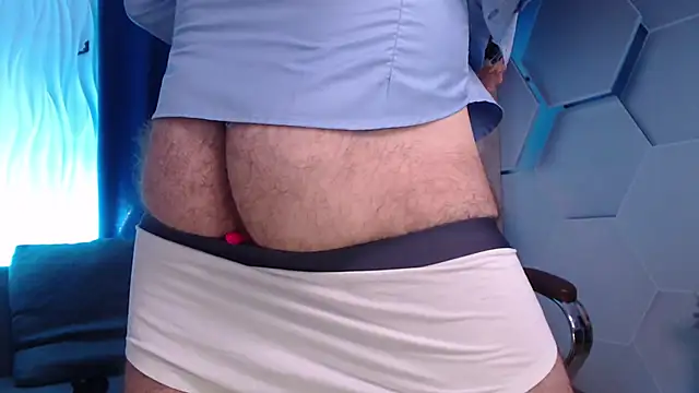 Snapshot of SteveTiger chatting on 11-04-25, 03:27 SteveTiger online show from 11-04-25, 03:27