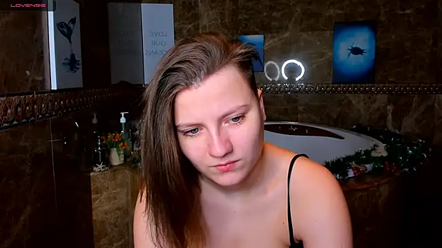 MelindaTin online show from 12-30-24, 01:26