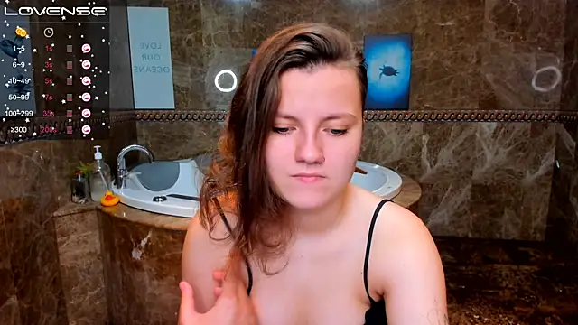 MelindaTin online show from 09-26-25, 01:09