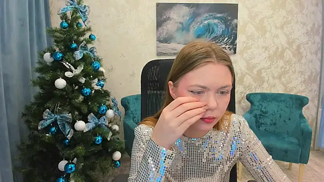 Strawberrye online show from 12-27-24, 12:01