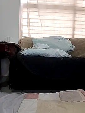 estrella tasty online show from 09-12-25, 04:51