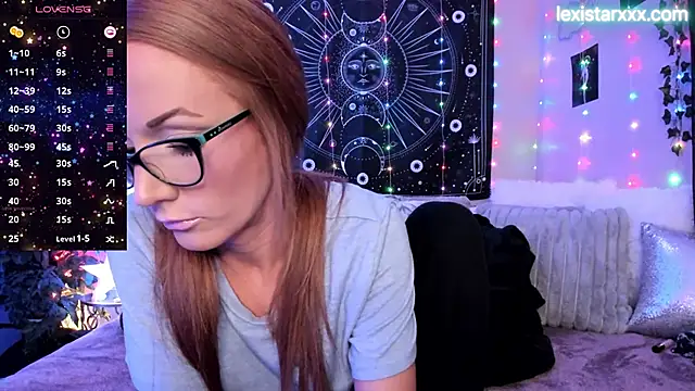 Snapshot of Lexi_Star chatting on 02-12-25, 05:05 Lexi Star online show from 02-12-25, 05:05