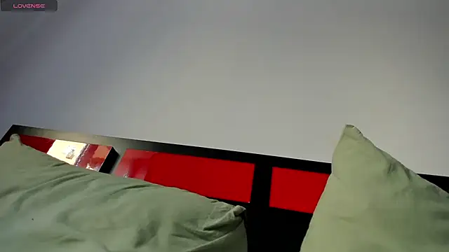suuzykiss online show from 10-01-25, 06:08