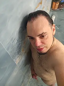 latinoflpr online show from 11-28-25, 11:29