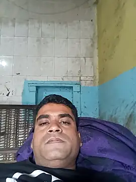 Snapshot of Javedmax chatting on 12-29-24, 05:53 Javedmax online show from 12-29-24, 05:53