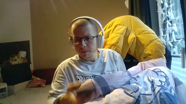 David250692 online show from 11-25-25, 09:20